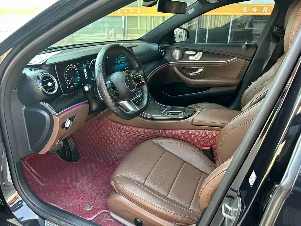 MERCEDES-BENZ E CLASS