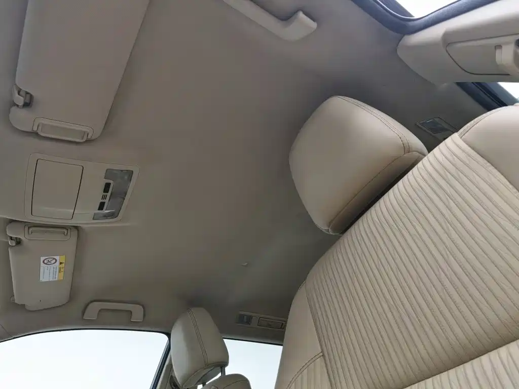 Toyota Highlander — миниатюра 14