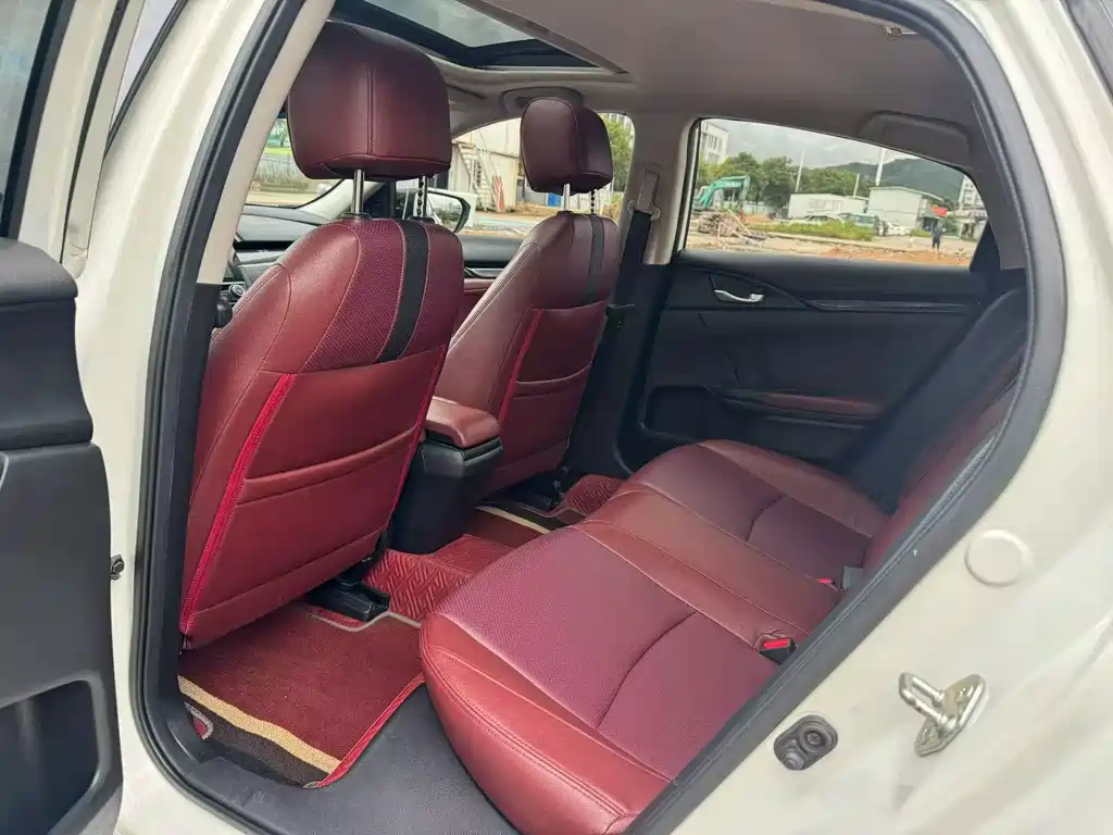 Honda Civic — миниатюра 7