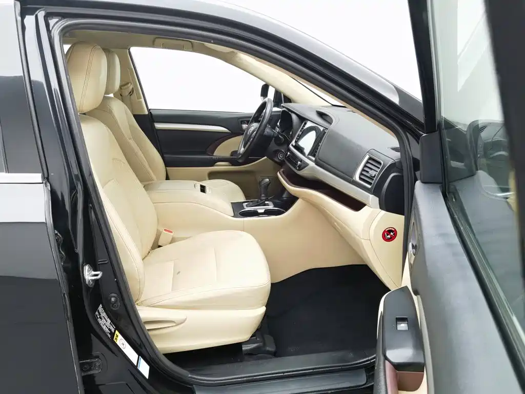 Toyota Highlander — миниатюра 23