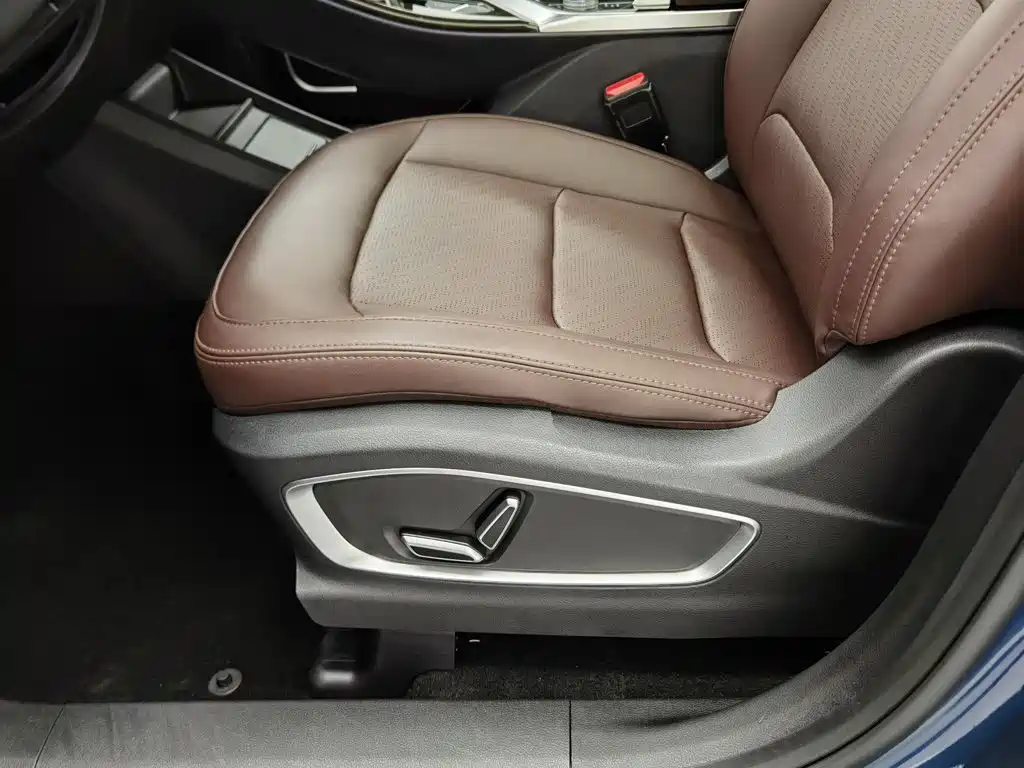 Geely Jia Ji New Energy — миниатюра 20
