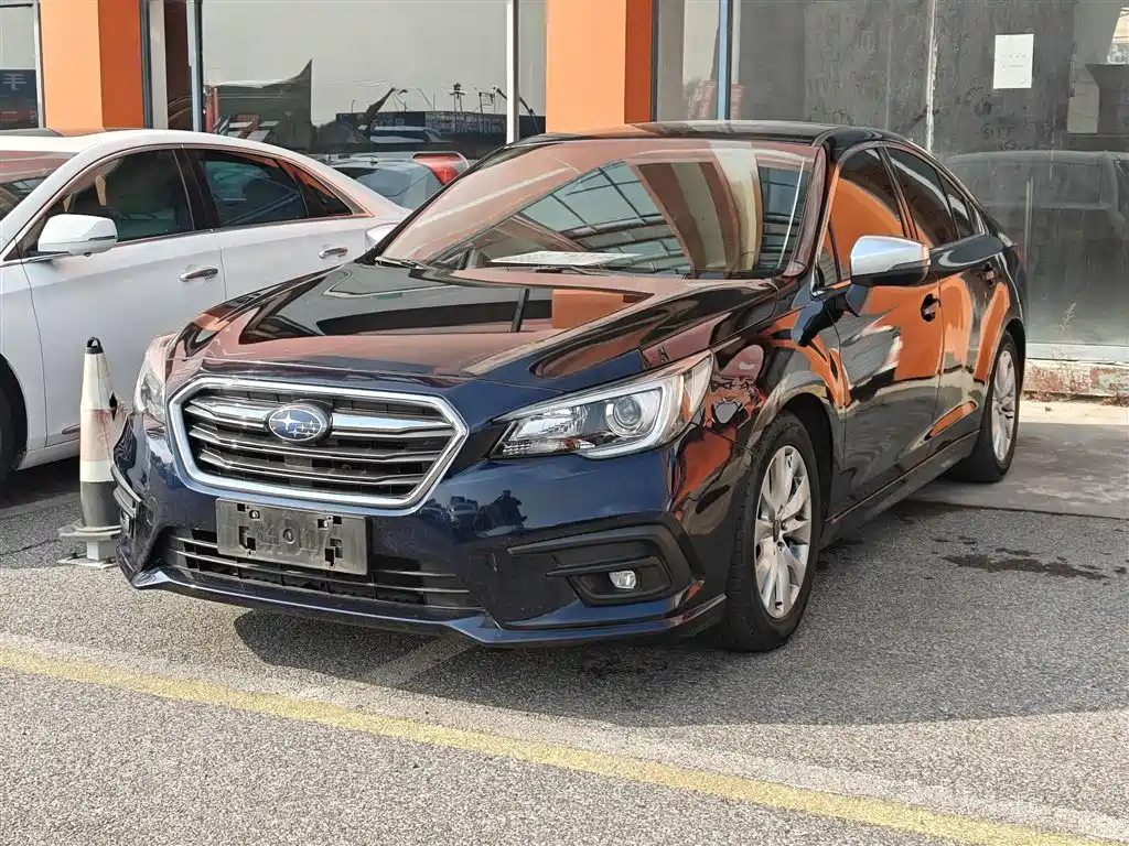 Subaru Legacy 2020