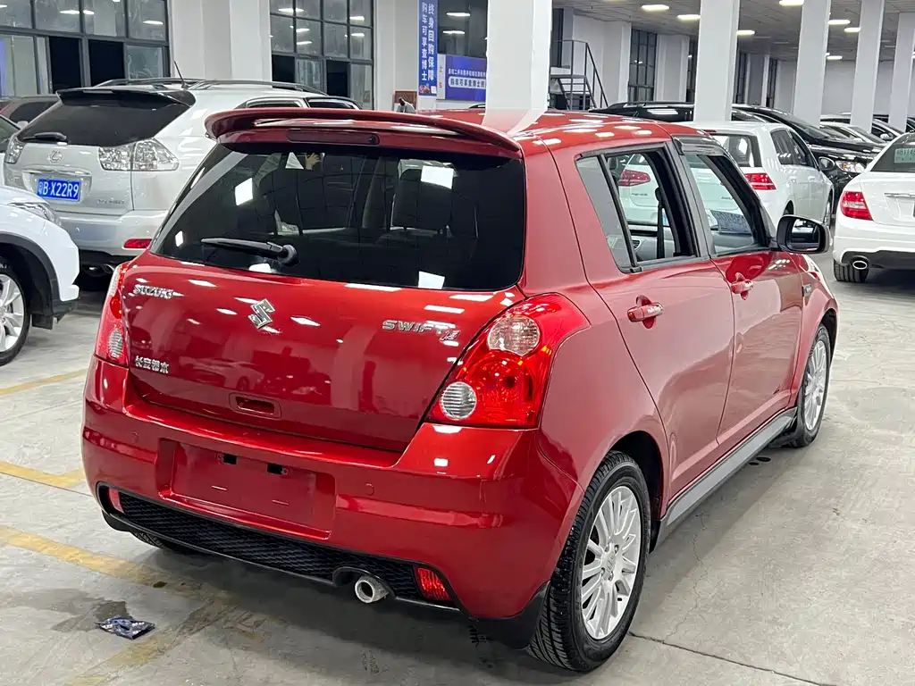 Suzuki Swift — миниатюра 6