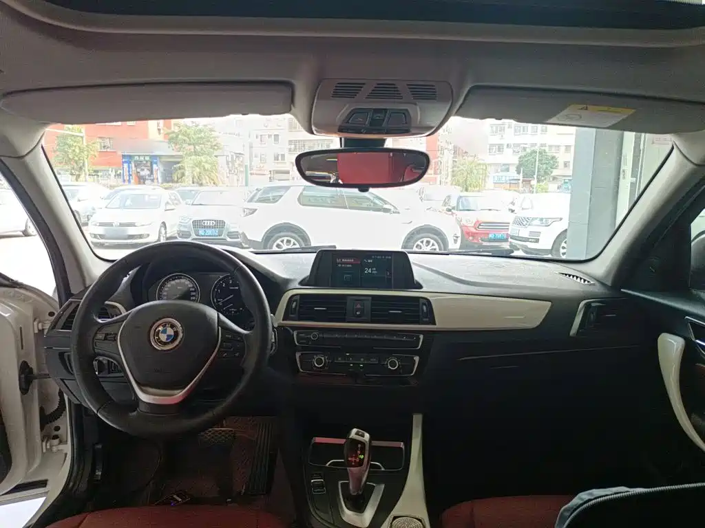 BMW 1 Series 1 2018 118i Lead