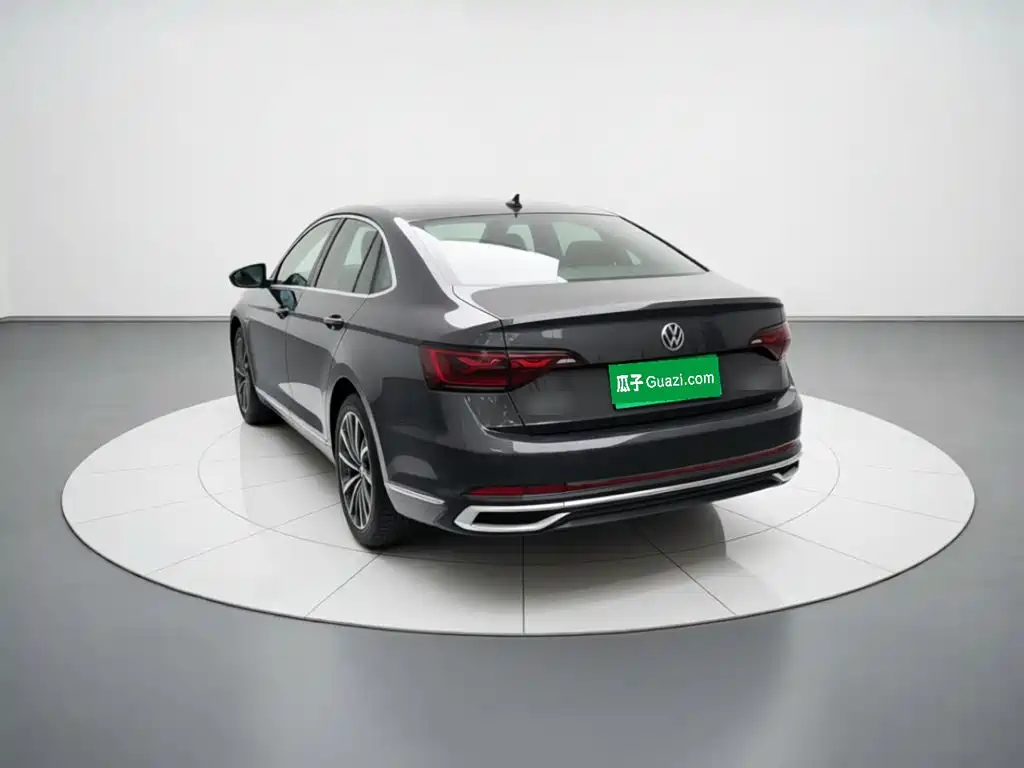 Volkswagen Sagitar — миниатюра 4