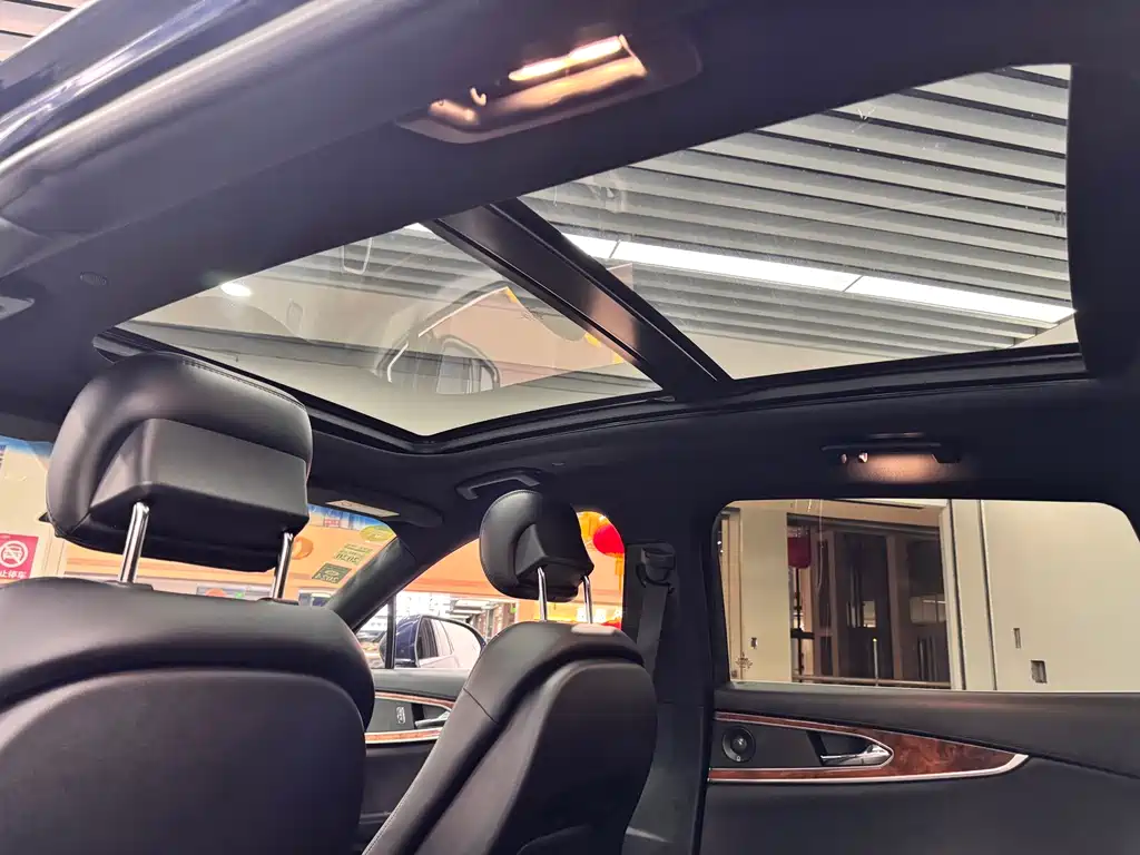 Lincoln MKX — миниатюра 11