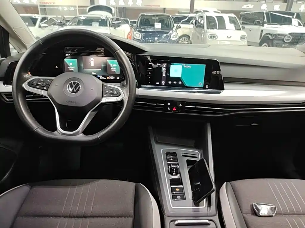 Volkswagen Golf — миниатюра 10