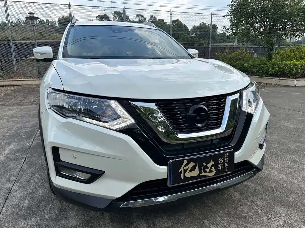 Nissan X-Trail — миниатюра 3