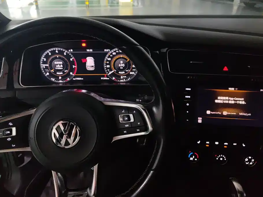 Volkswagen Golf — миниатюра 12