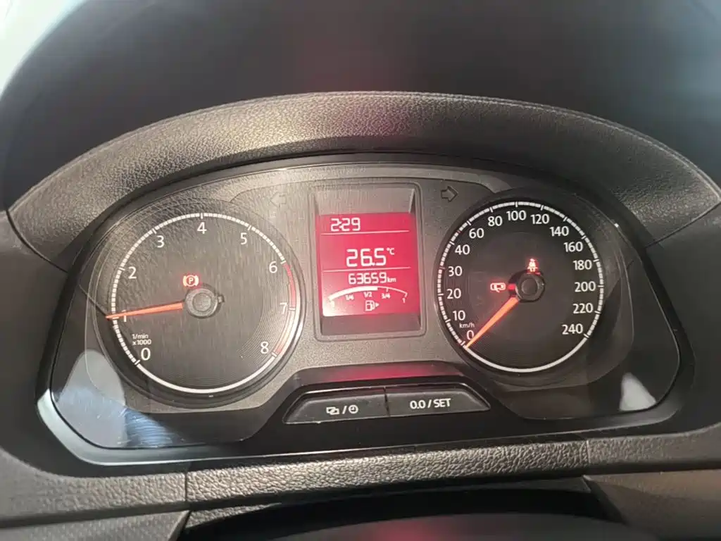 Volkswagen Jetta — миниатюра 12
