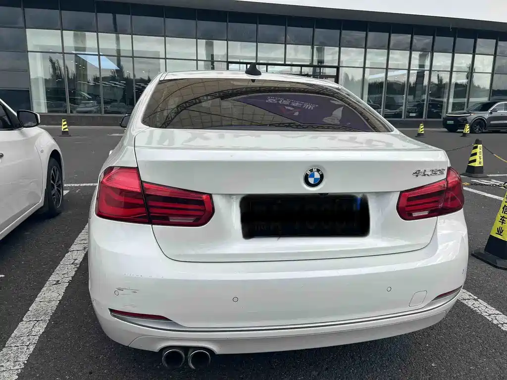 BMW 3 Series — миниатюра 2