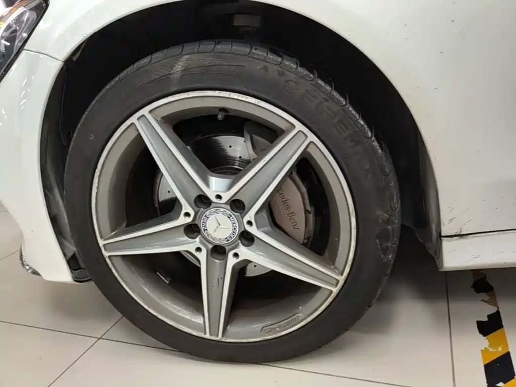 Mercedes-Benz C-Class (Import) — миниатюра 23