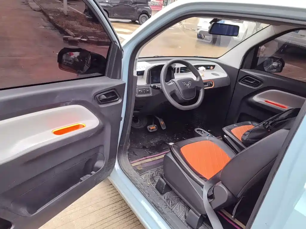 Wuling MINIEV — миниатюра 16