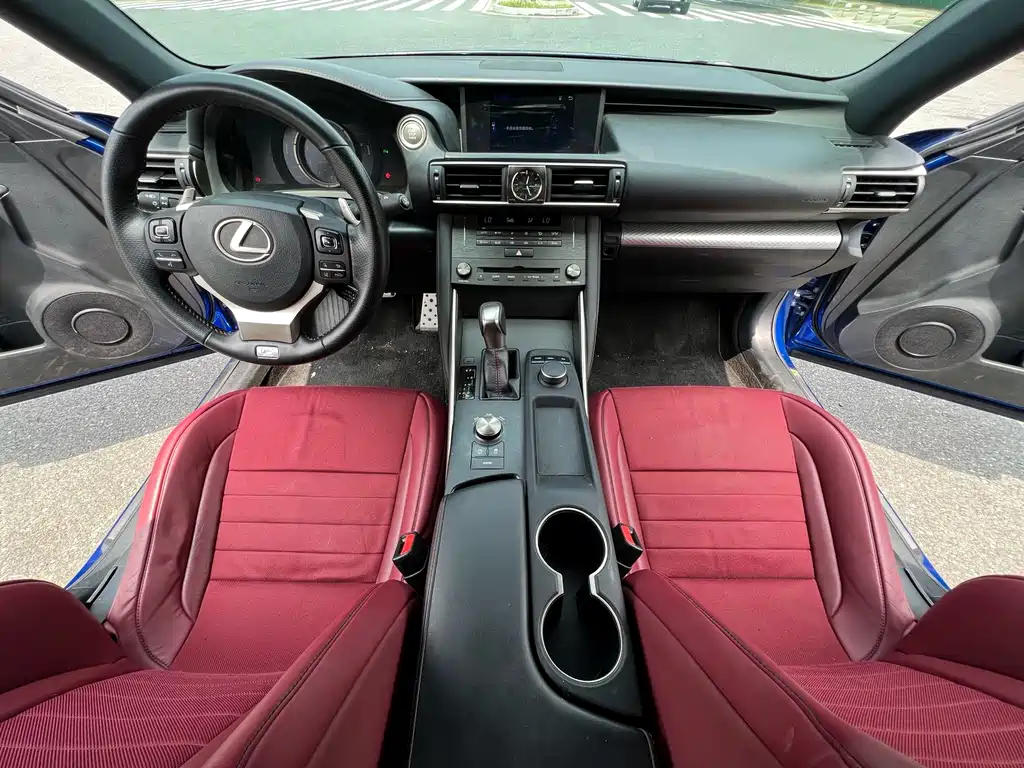 Lexus IS — миниатюра 15