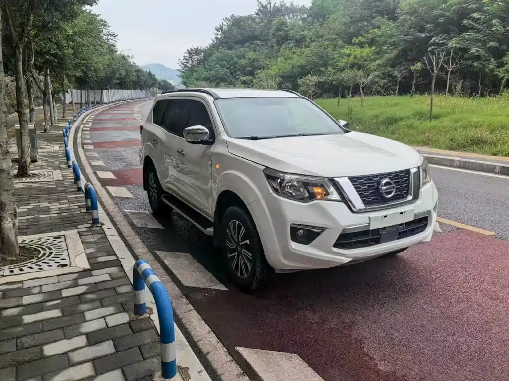 Nissan Terra