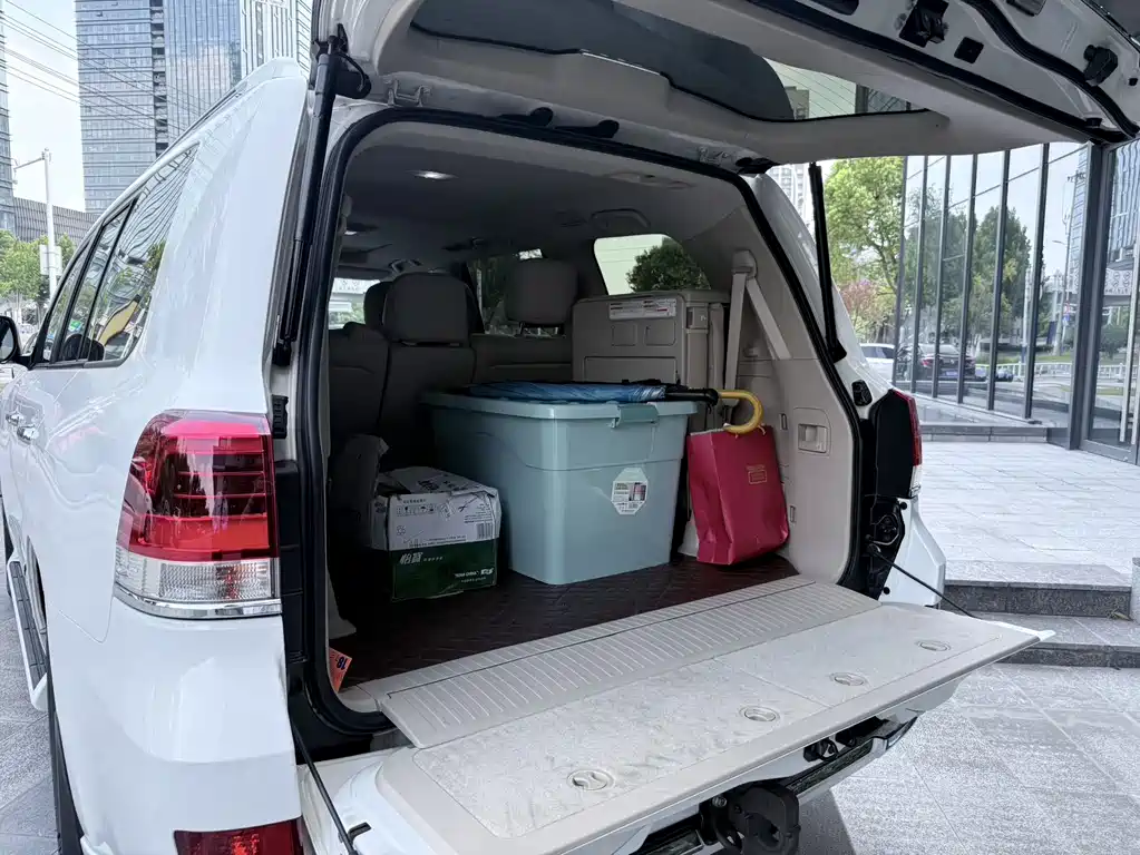 Toyota Land Cruiser 2018 4.6L