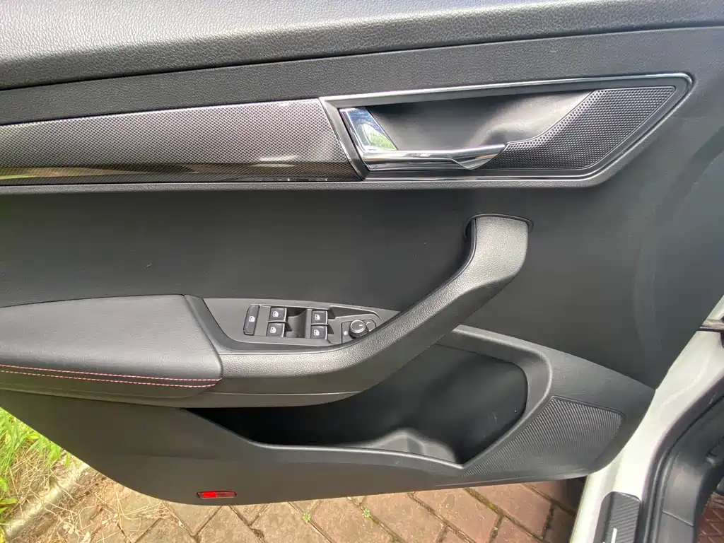 Skoda Karoq — миниатюра 9