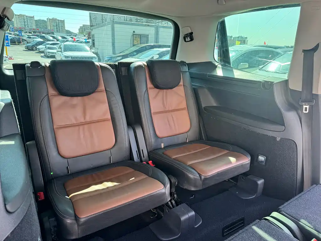 Volkswagen Sharan — миниатюра 11