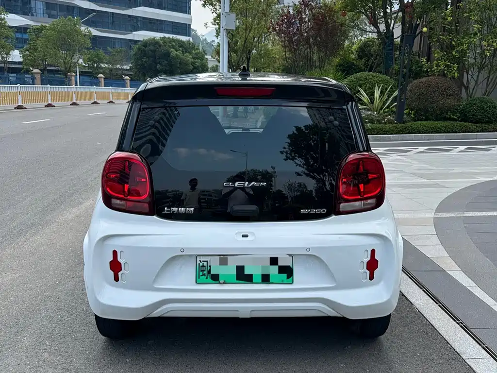 Roewe Clever — миниатюра 4