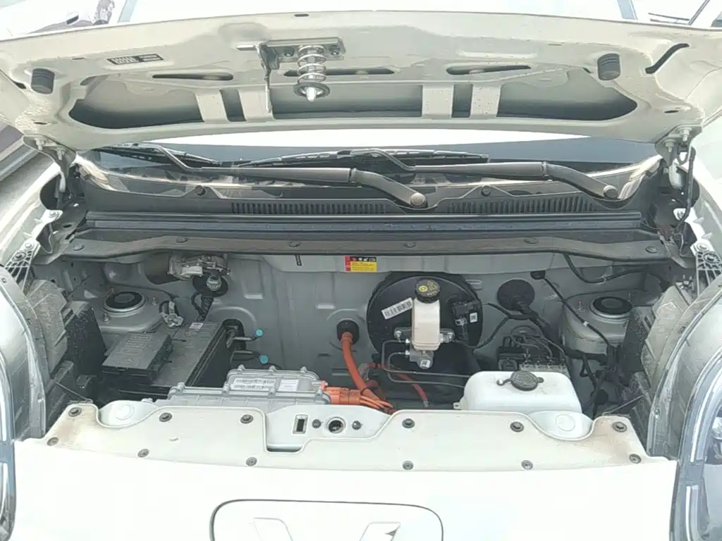 Wuling MINIEV — миниатюра 20