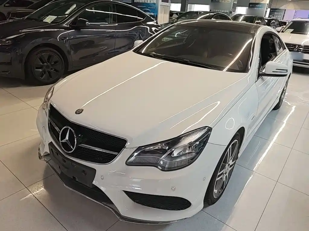 Mercedes-Benz E-Class (Import) — миниатюра 2