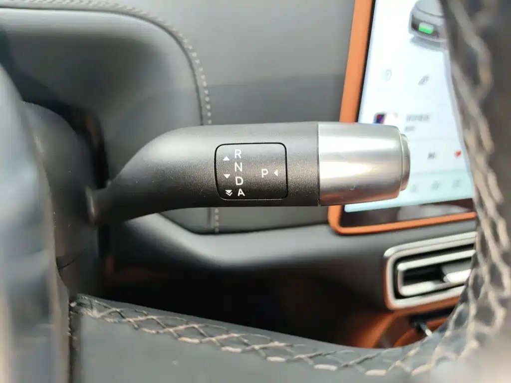 Li Auto Li L9 — миниатюра 17