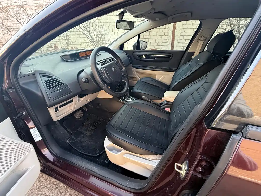 Citroen C-Quatre VTS Edition 1.6L Auto Class Fashion Type, фото 6