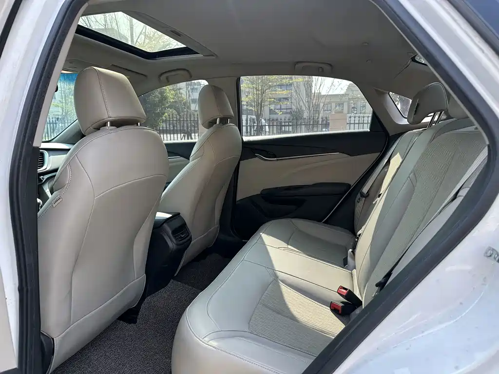 Buick Excelle — миниатюра 5