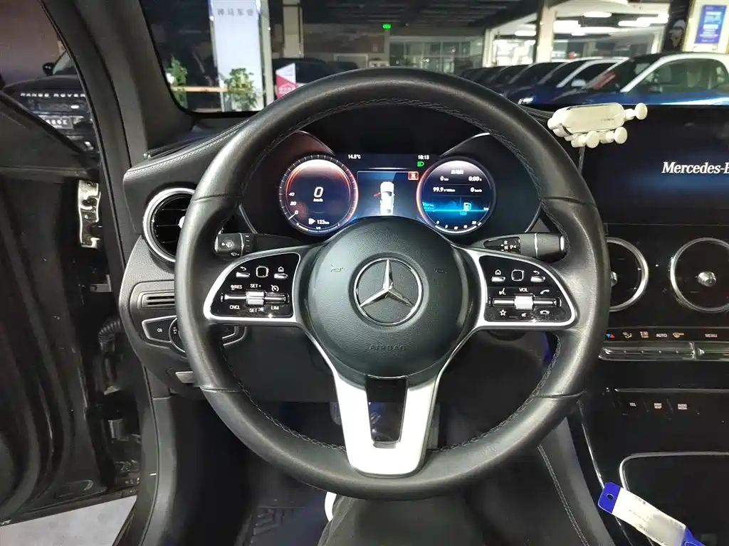 Mercedes-Benz GLC 2020 GLC 260 4MATIC SUV