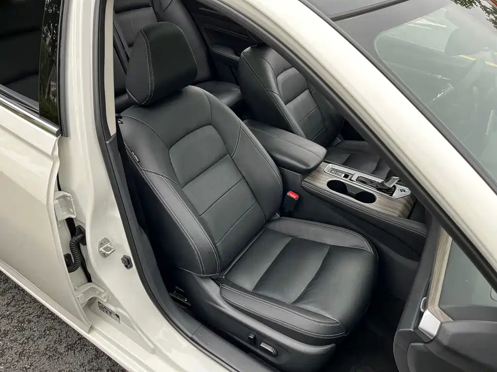 Nissan Teana — миниатюра 19