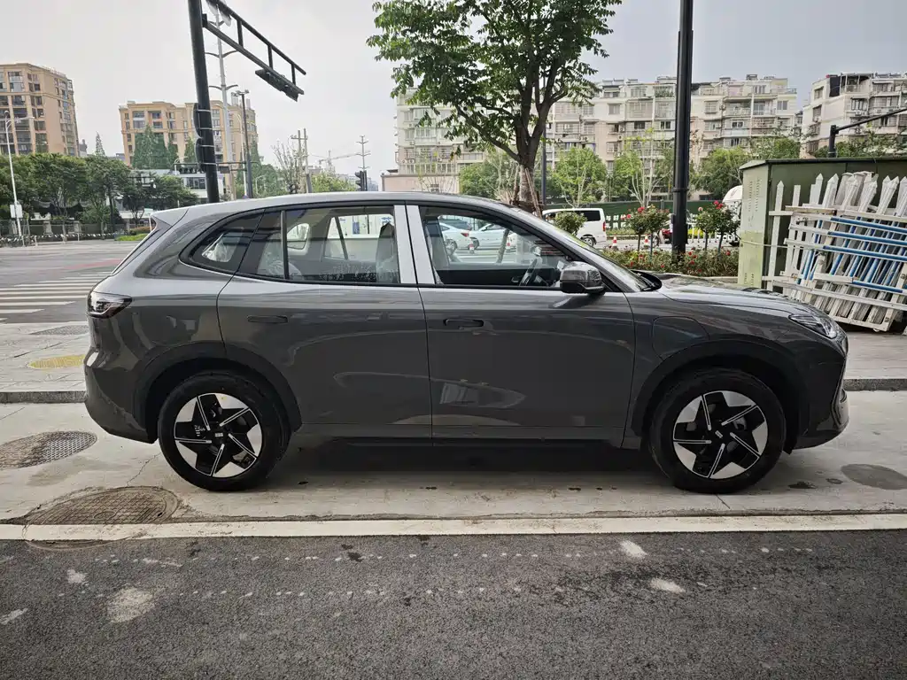 Geely Galaxy Galaxy E5 E5 2026 530km