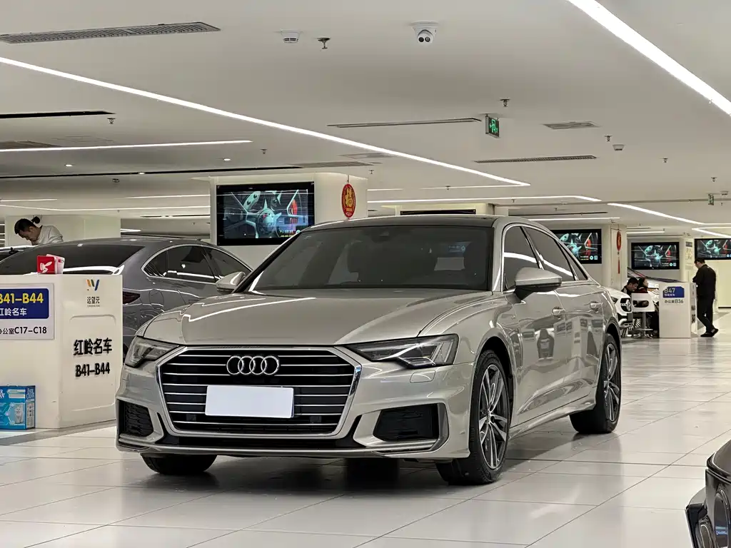 Купить Audi A6L