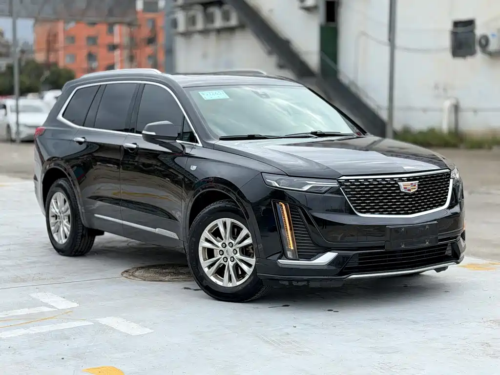 Cadillac XT6 — миниатюра 2