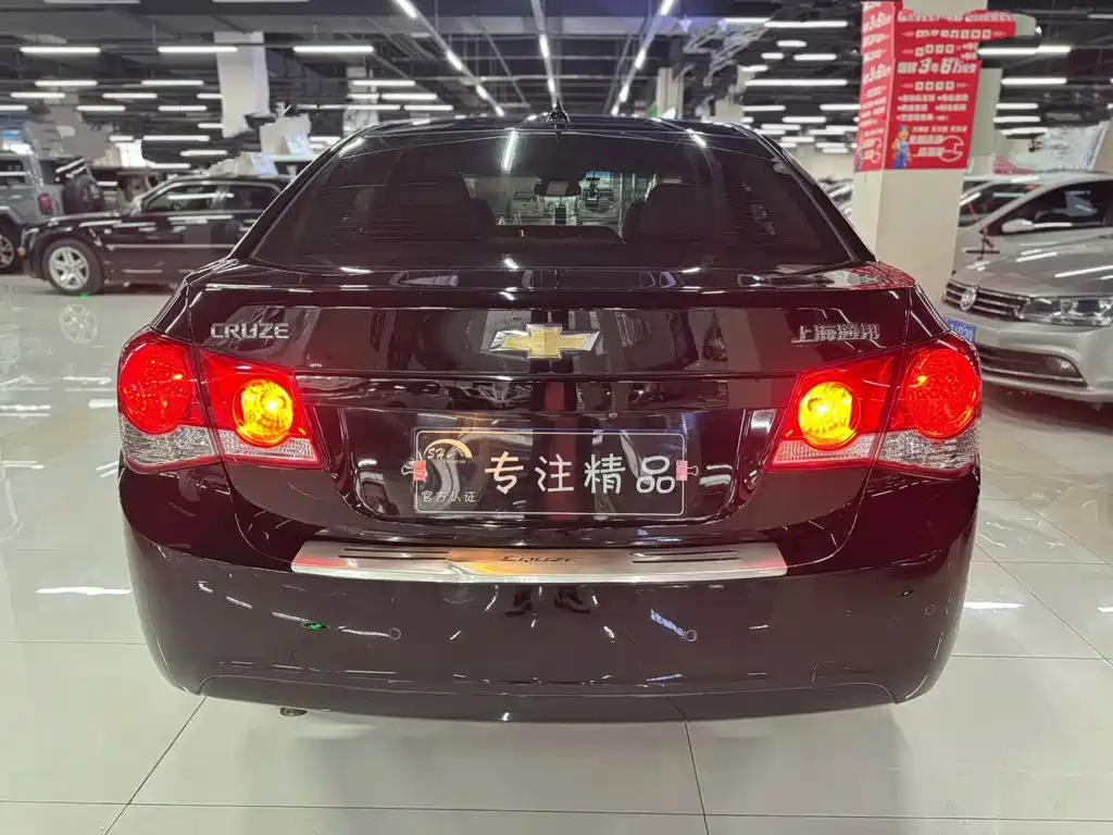 Chevrolet Cruze — миниатюра 8