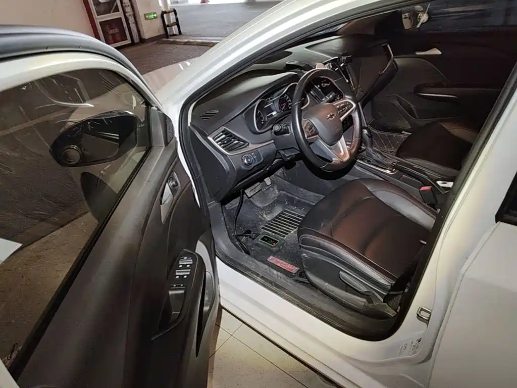 Chevrolet Monza — миниатюра 16
