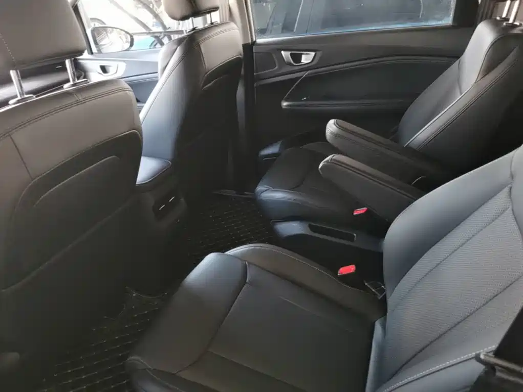 Wuling Jiachen — миниатюра 17