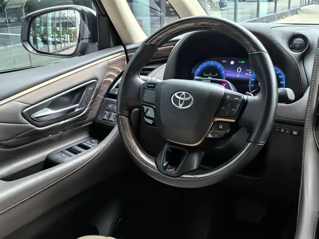 Toyota Alphard — фотографии объявления, Фото 16