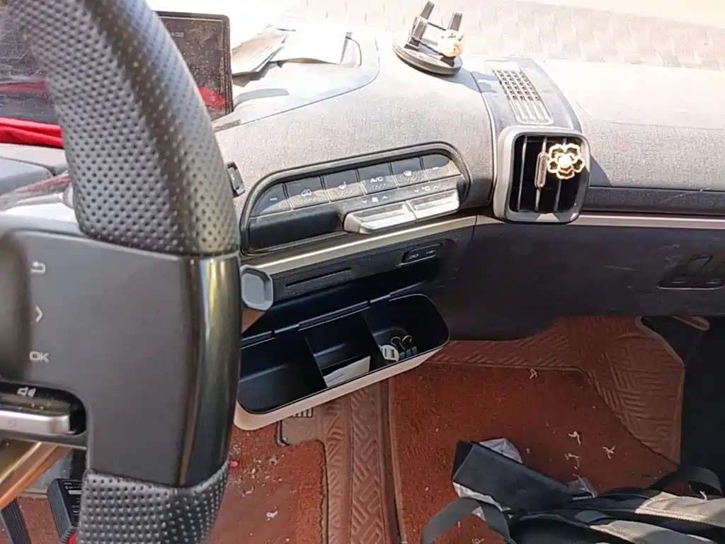 Baojun KiWi EV — миниатюра 13