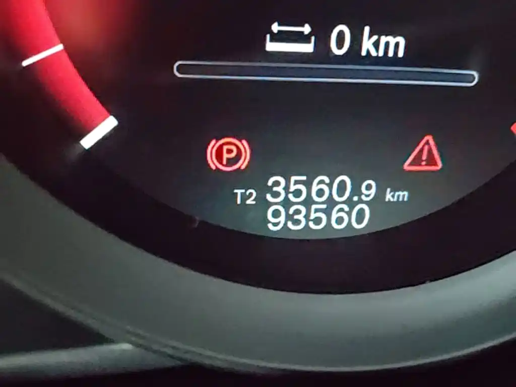 Volvo V40 — миниатюра 12