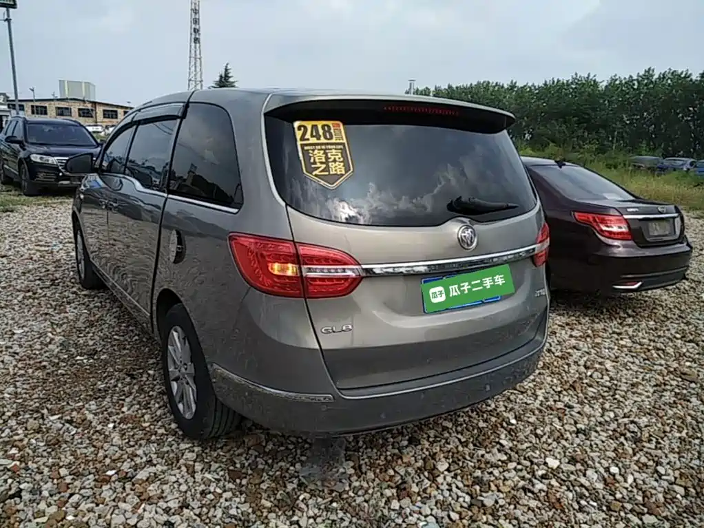 Buick GL8 — миниатюра 5