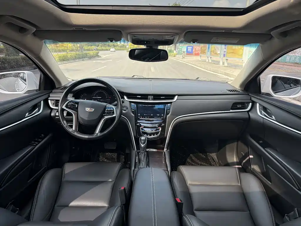 Cadillac XTS — миниатюра 5