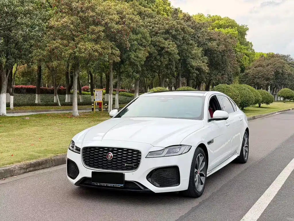 Jaguar XFL 2023
