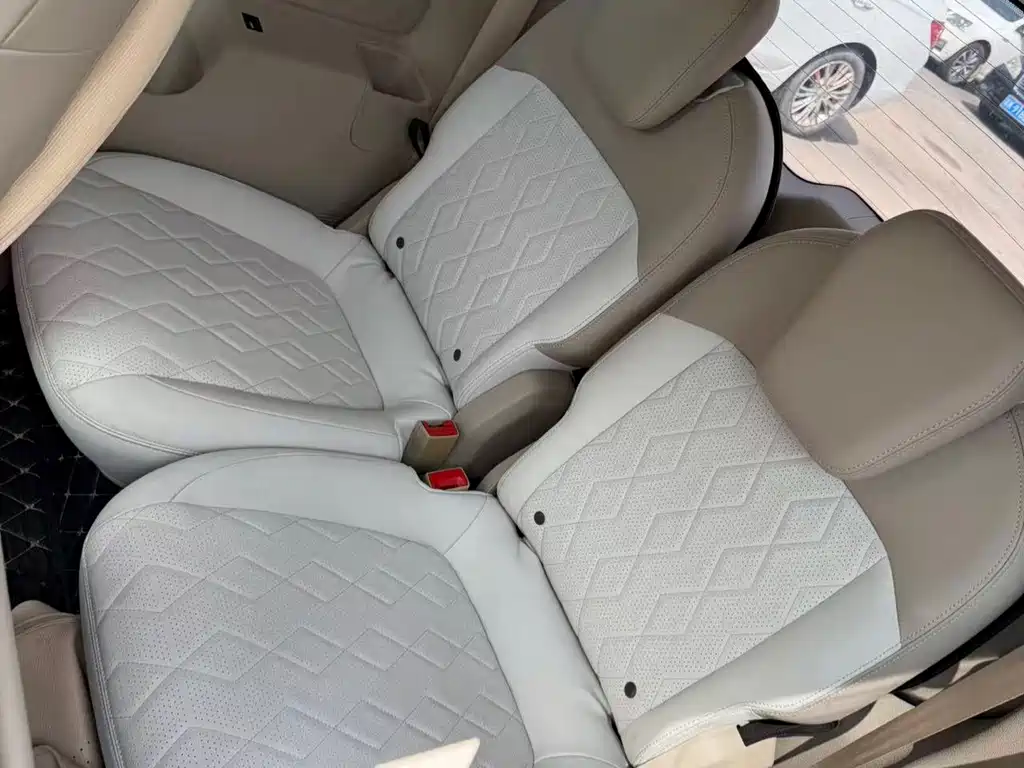 Baojun KiWi EV — миниатюра 4