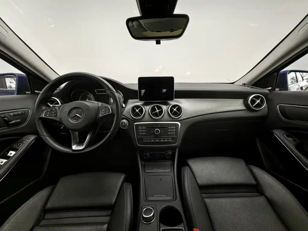 Mercedes-Benz GLA — миниатюра 5