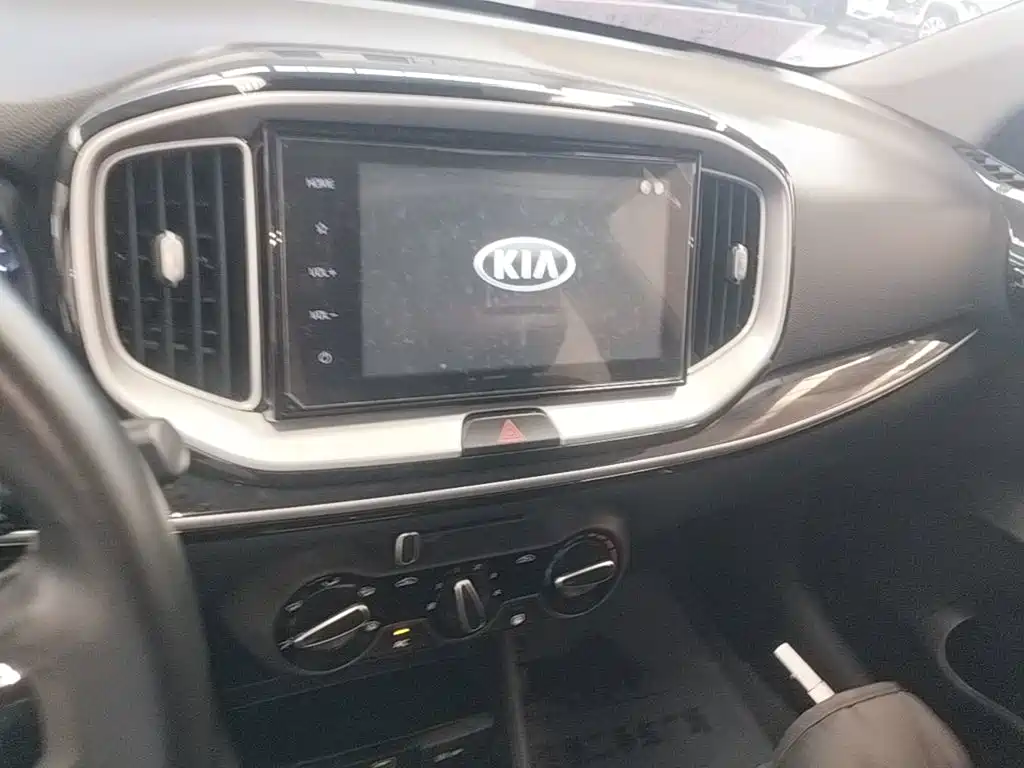 Kia KX1 — миниатюра 13