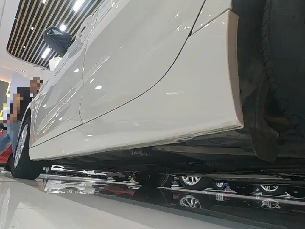 BMW 2 Series Active Tourer — миниатюра 22