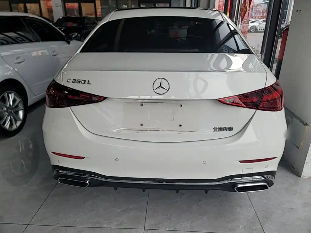 Mercedes-Benz C-Class — миниатюра 6