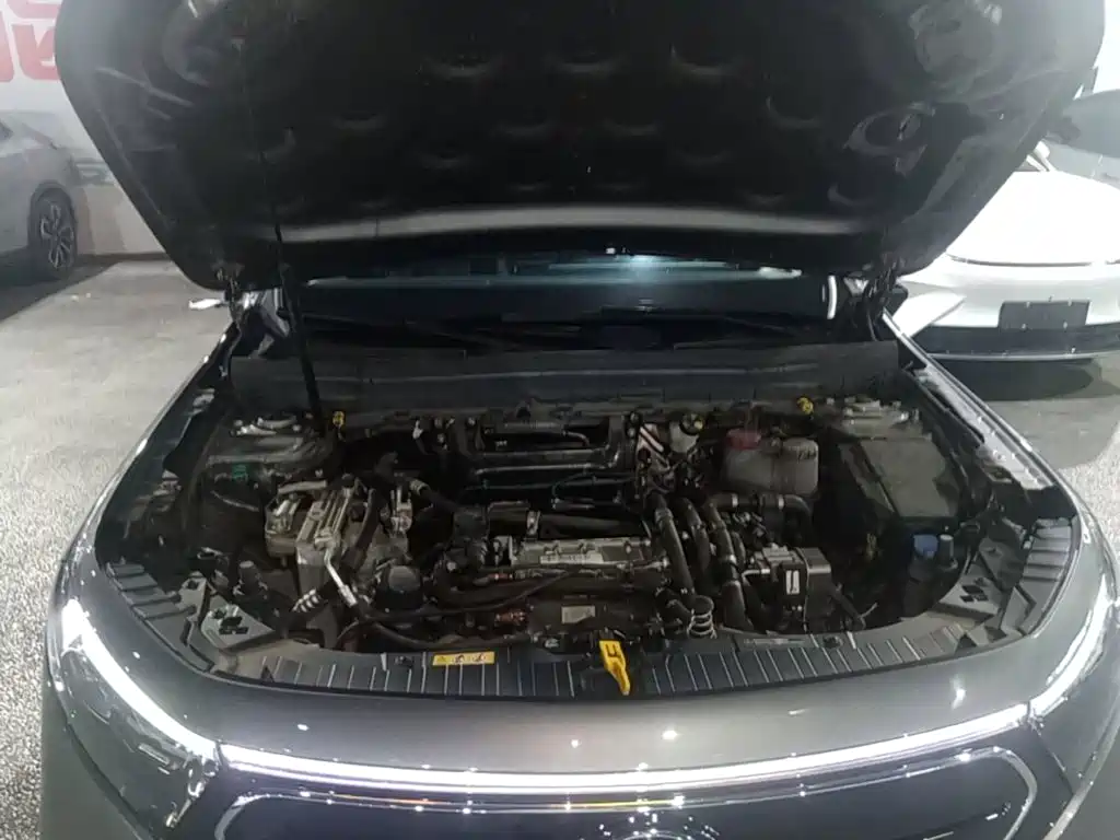Mercedes-Benz EQB — миниатюра 20