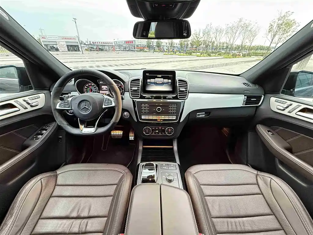 MERCEDES-BENZ GLE AMG