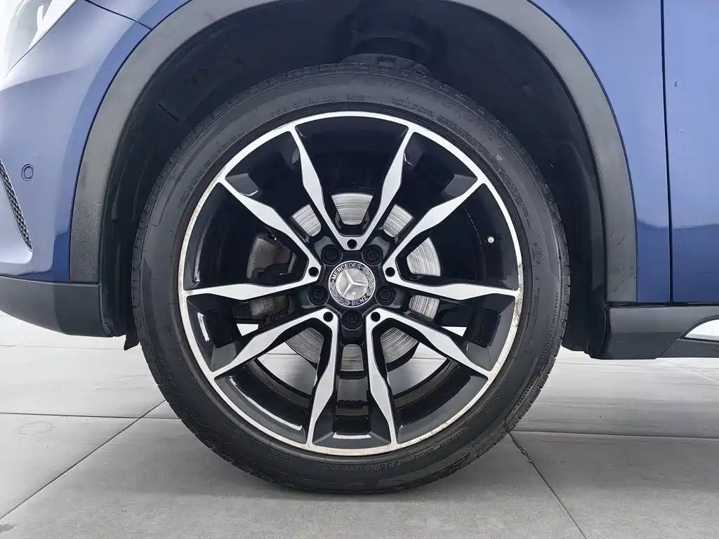 Mercedes-Benz GLA — миниатюра 17
